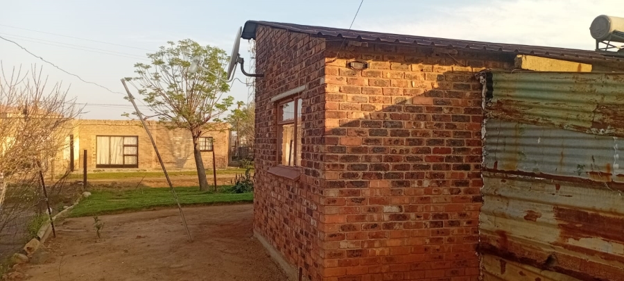 2 Bedroom Property for Sale in Zamdela Free State